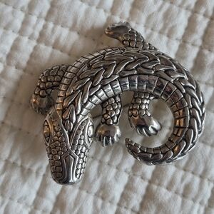 Silver-Tone Reptile Ornament for Reptile Enclosures